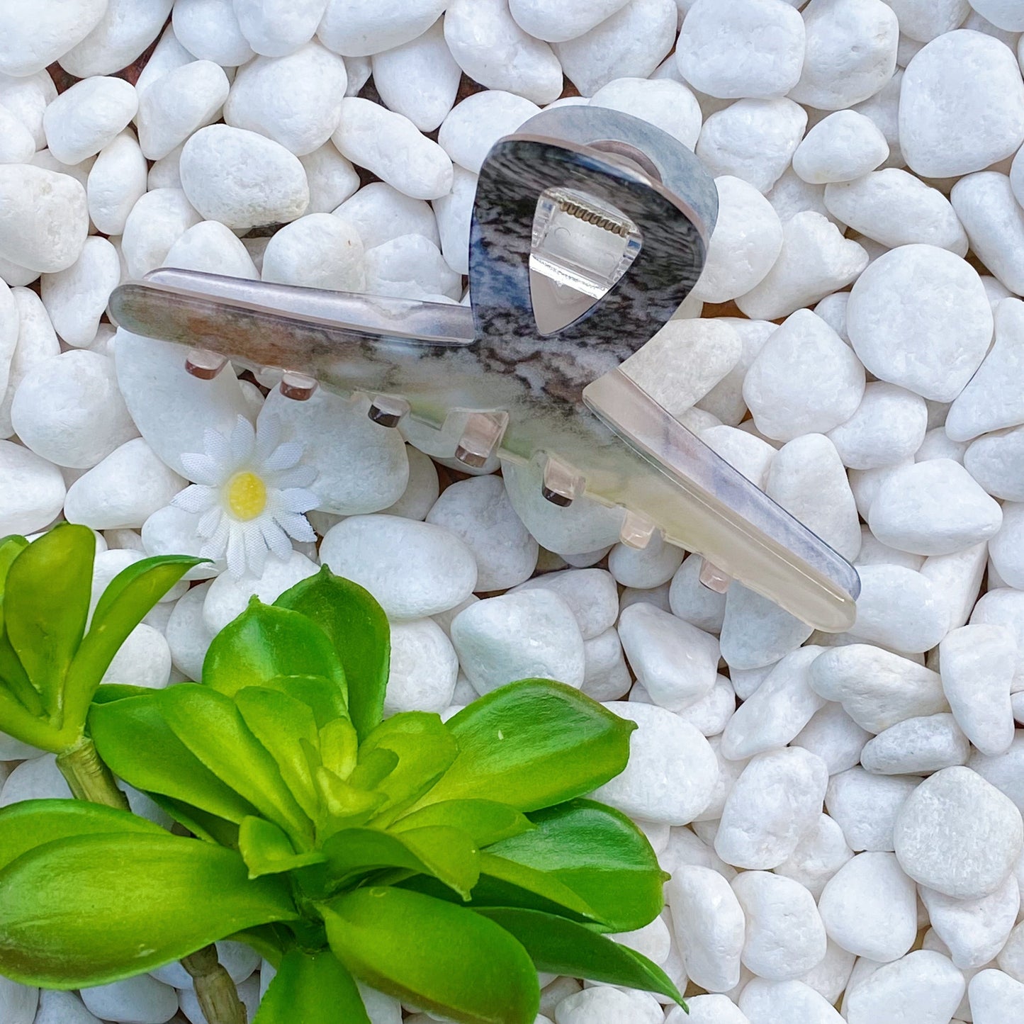 Katie Hair Claw Set of 3 Assorted Colors