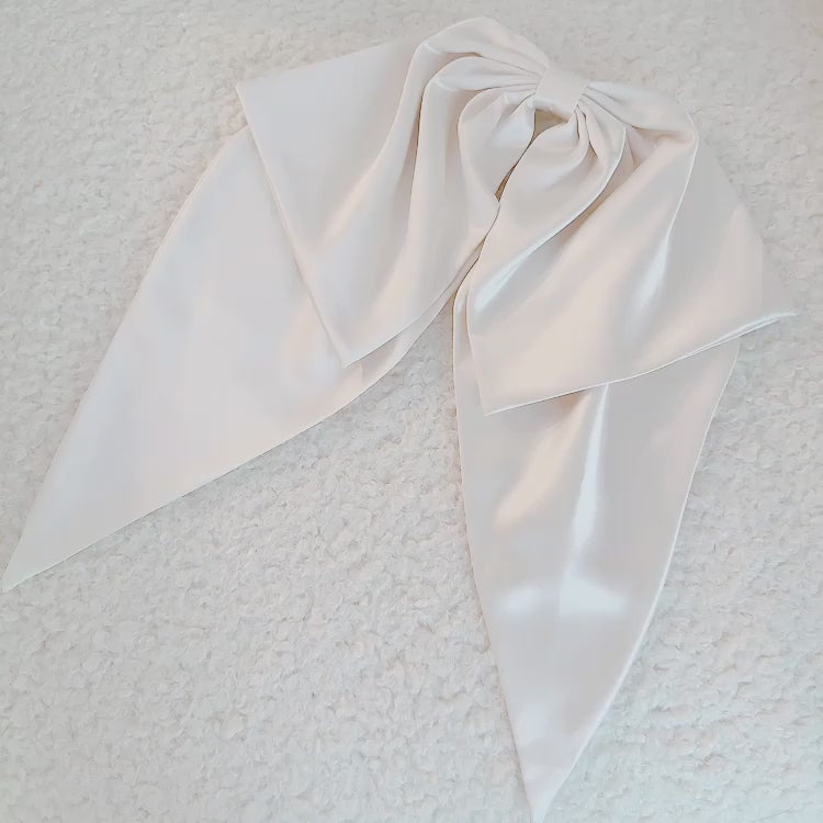 Mighty Bow Bride Hair Clip