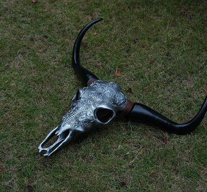 Bone-Inspired Bull Head Hanging Ornament-Resin Craft,Lifelike Details,North American Style