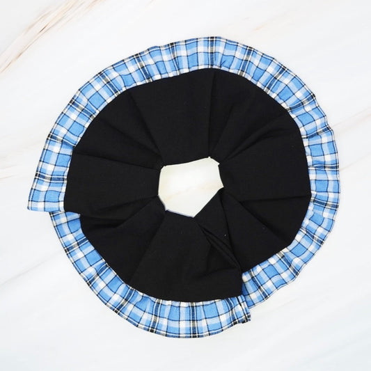 Dandy and Preppy Bordered Hair Scrunch