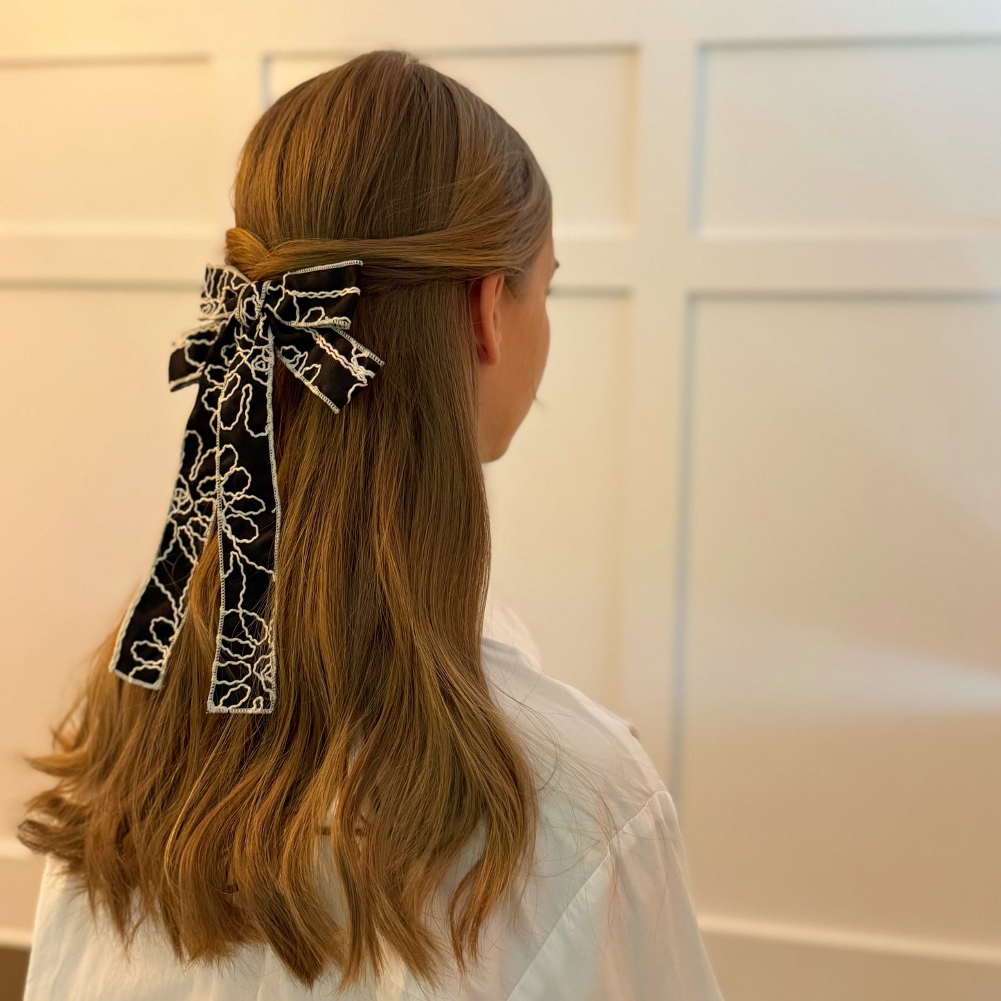 Artful Stitch Bow Hair Clip