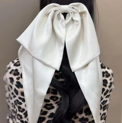 Mighty Bow Bride Hair Clip