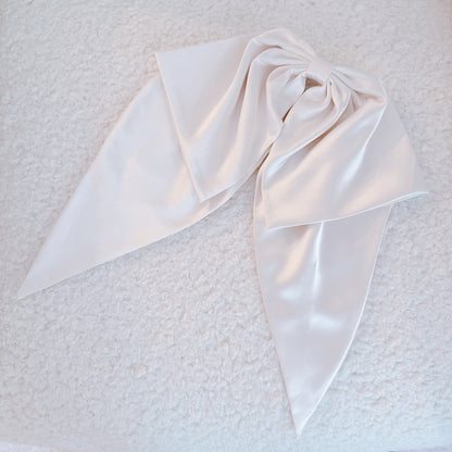 Mighty Bow Bride Hair Clip