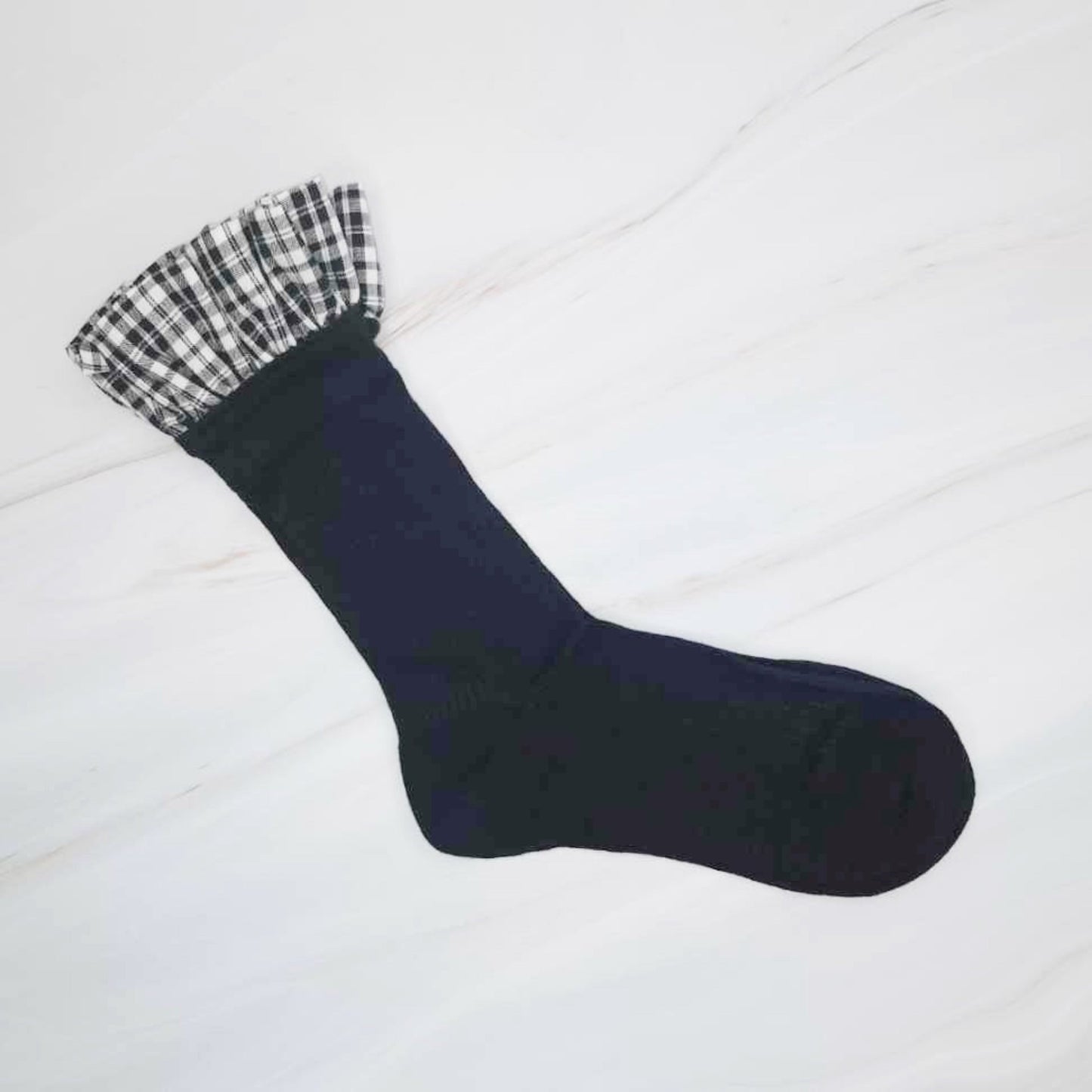 Oh So Chic Plaid Ruffle Top Socks