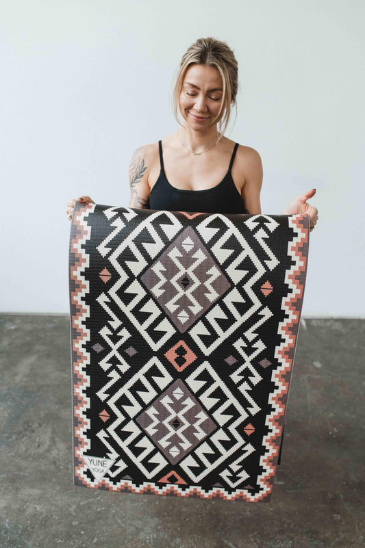 Moab Rocks Yoga Mat – 6 Mm Extra Thick, Double-Sided Non-Slip, Eco-Friendly PER With Sandstone Design | Yune Yoga