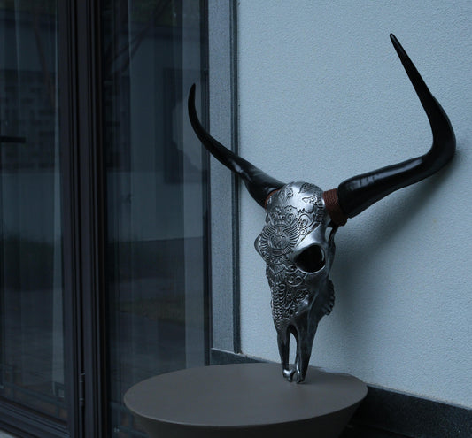 Bone-Inspired Bull Head Hanging Ornament-Resin Craft,Lifelike Details,North American Style