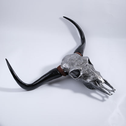 Bone-Inspired Bull Head Hanging Ornament-Resin Craft,Lifelike Details,North American Style